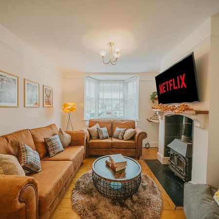Cotswolds- Homely 2 Bed House With Garden, Wifi - Esho Stays Cirencester Exterior photo